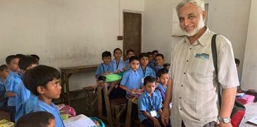 http://NRI%20philanthropist%20Syed%20Hussaini