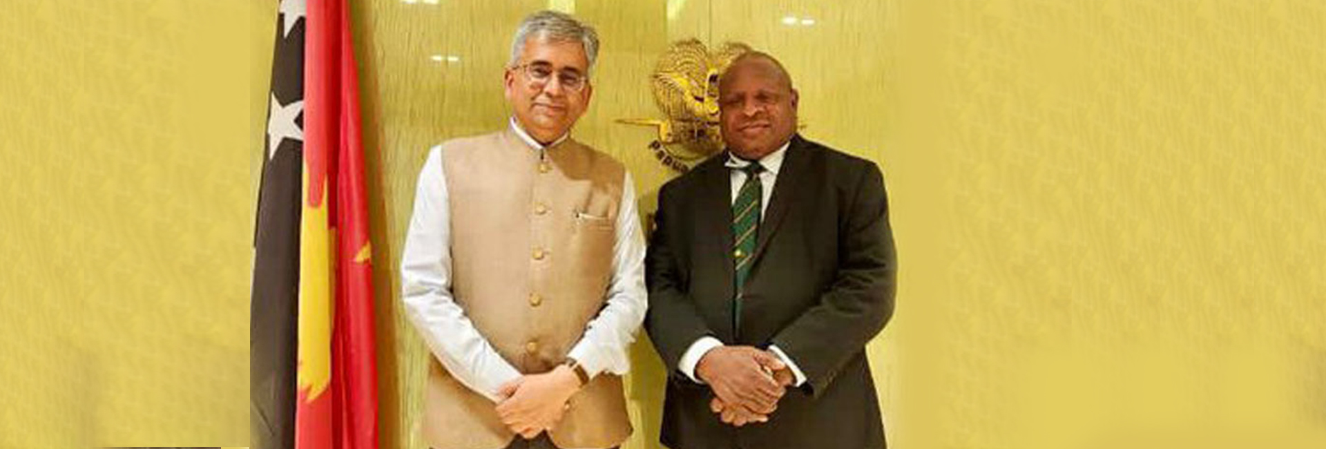 East Saurabh Kumar and DFA Secretary Elias Wohengu