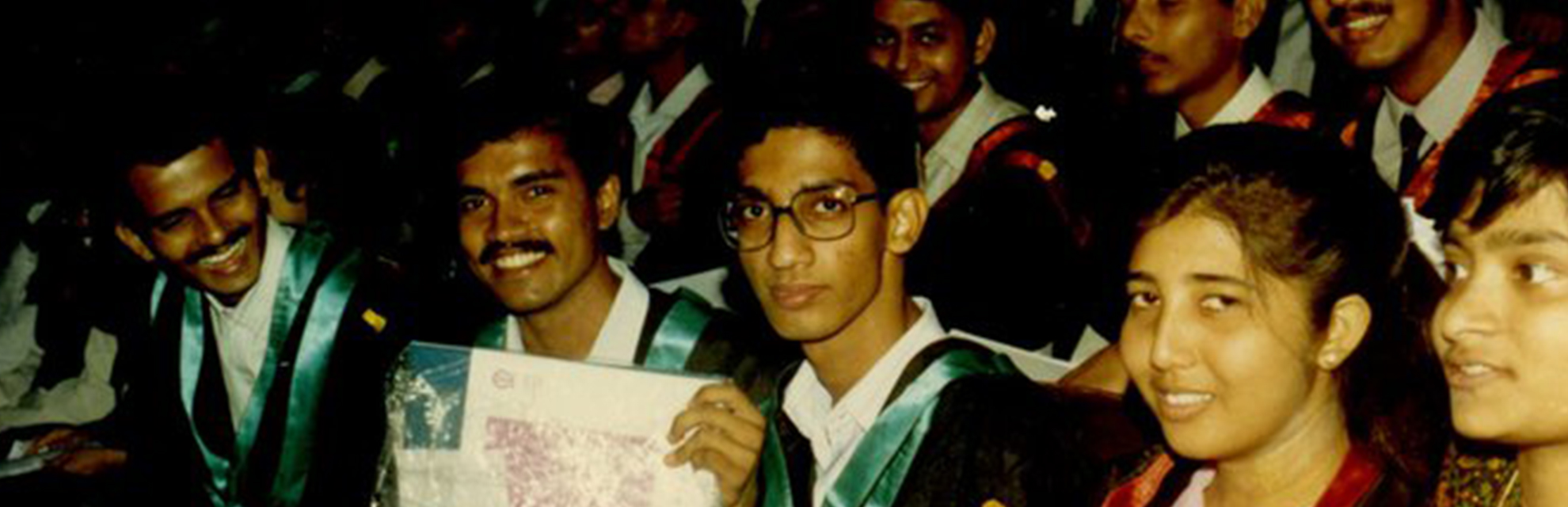 Picture of Sundar Pichai and Sharmistha Dubey, former CEO of USA’s Match Group from their IIT Kharagpur days break the internet
