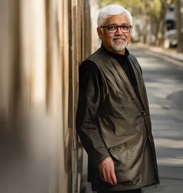 Amitav Ghosh wins Dutch Erasmus Prize for climate change writings.