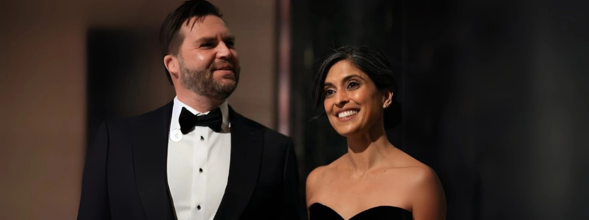 Incoming Second Lady Usha Vance stuns in Oscar de la Renta at dinner in D.C.