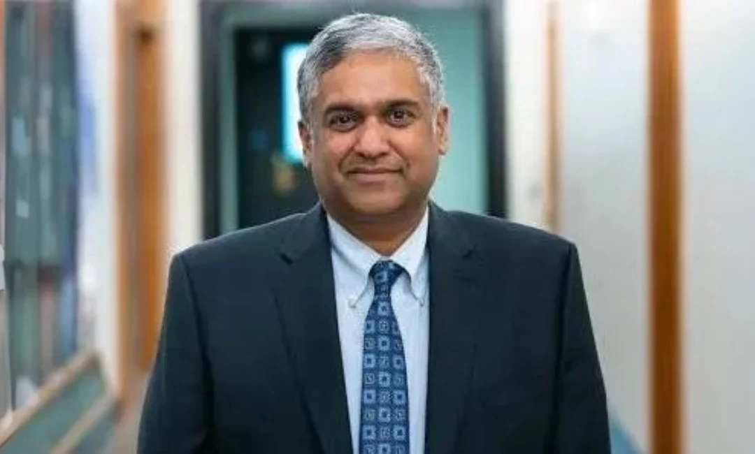 Le MIT nomme Anantha Chandrakasan comme premier doyen indo-américain au milieu d'une année tumultueuse pour l'enseignement supérieur