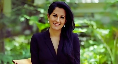 Namrata Karad 2