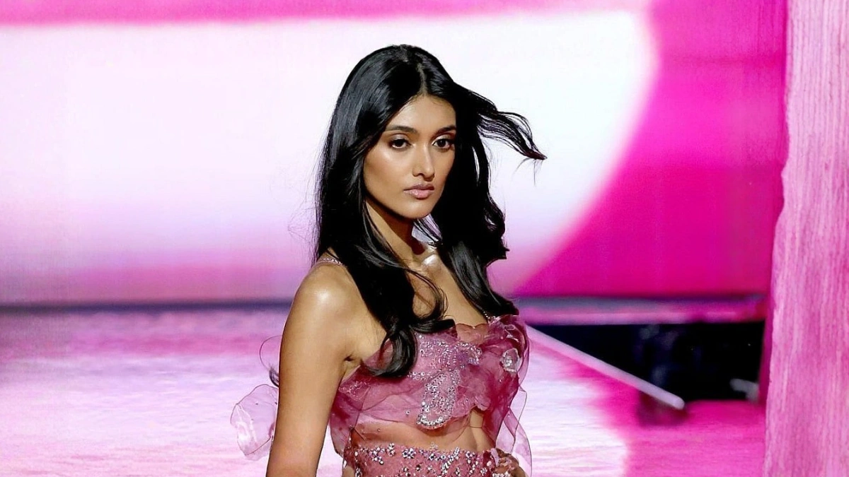 Neelam Gill Shines as the Only Indian-Origin Model at Victoria’s Secret Fashion Show 2025
