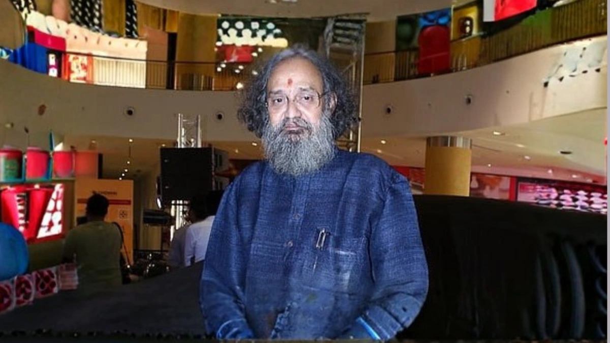 Indian Art Legend Thota Tharani Receives France’s Chevalier Award
