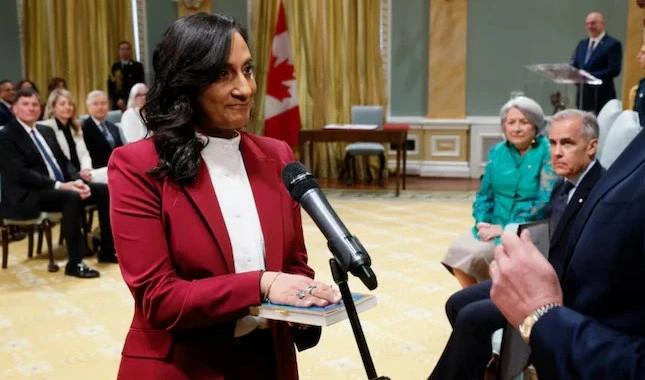 Anita Anand taking oath as Canada's Foreign Minister