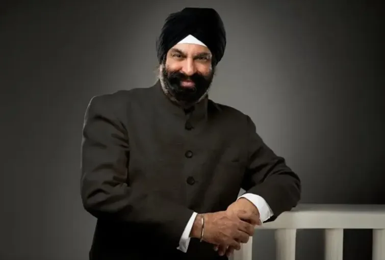 Surender Singh Kandhari, Founder Al Dowobi Group