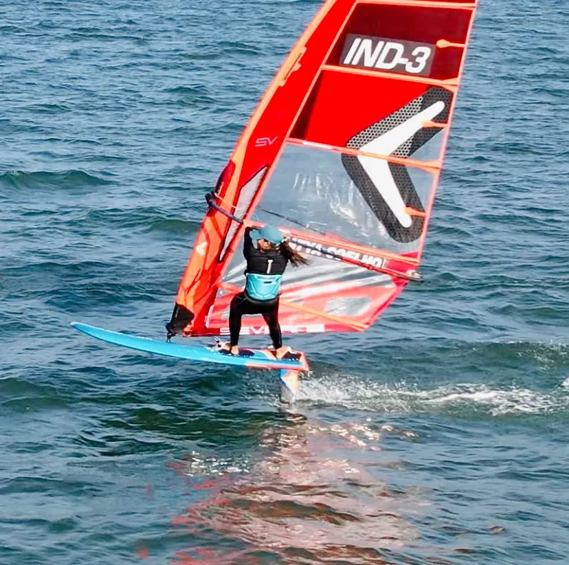 Katya Coelho_Indian windsurfer