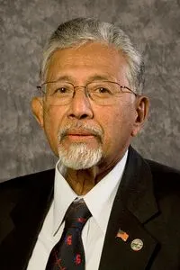 Shanti_Gandhi_Mahatma Gandhi's Great Grandson