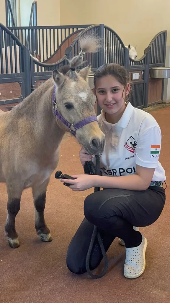Aizah Mir | Equestrian